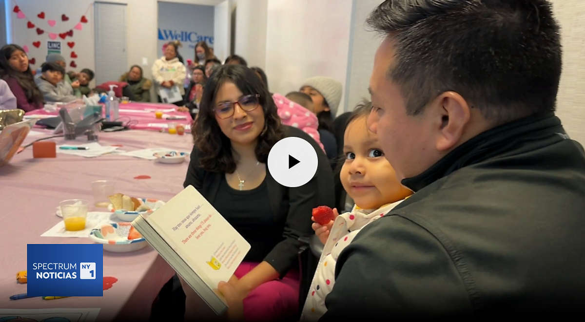 LINC Live en NY1 Noticias – Programa donde los padres leen en voz alta a sus hijos